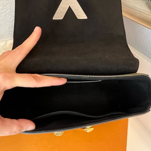 🎀 LOUIS VUITTON Epi Monogram Kabuki Twist Shoulder Bag MM Green - Picture 14 of 17